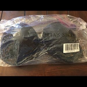 Victoria Secret Bra - black